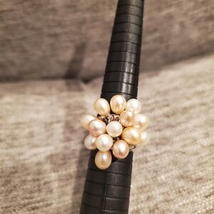Elegant Pearl Cluster Ring